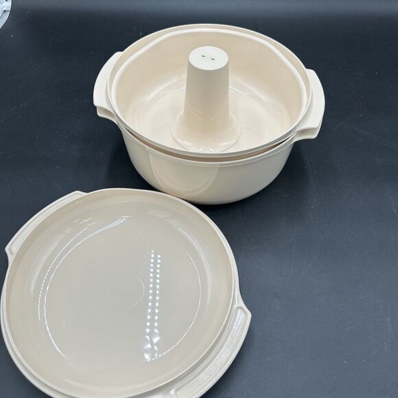 Tupperware Microwave Stack Cooker 3 pc Nesting 2193A 2294A 2210A Almond 1 3/4qt - Picture 2 of 4
